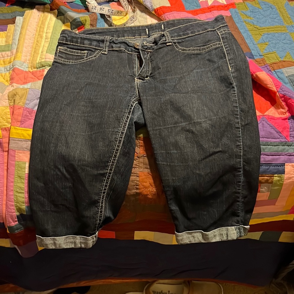 Blue denim shorts size juniors, 15
